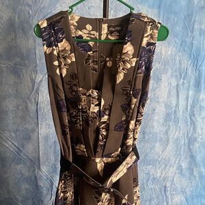 City Chic Black Dress with Blue and white  Floral Design sz XS, CLT-128D001